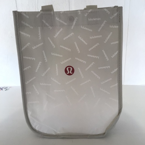 LULULEMON SMALL LIMITED EDITION TOTE BAG HOLIDAY 2022 - Picture 3 of 6
